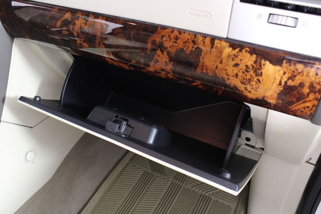 Used 2004 Lincoln Navigator for sale in 