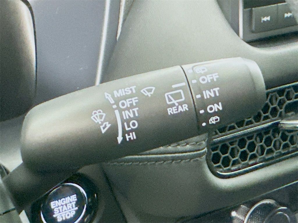 Used Car 2025 Honda Hr-v  Lx For Sale Under $30,000 In Austin, Texas