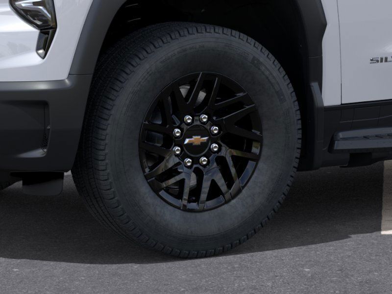 New 2026 Summit White Chevrolet LT image 9