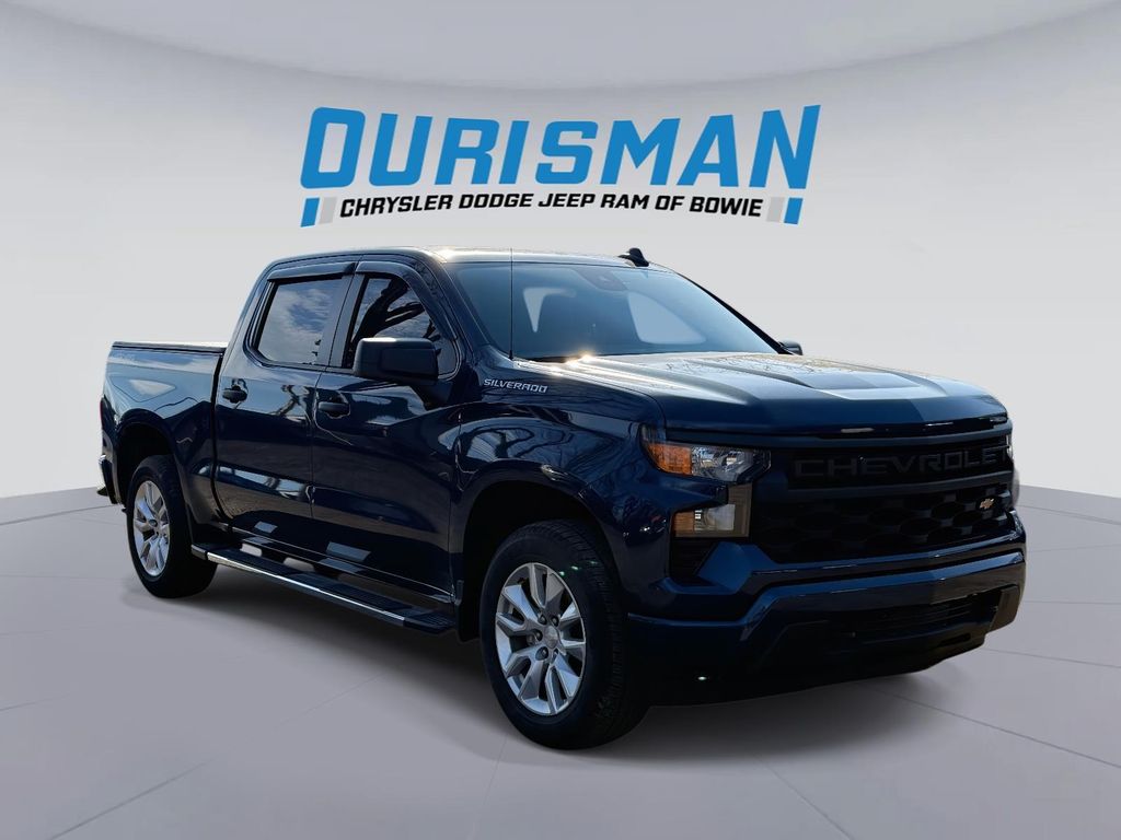 2022 Chevrolet Silverado 1500 Custom Crew Cab 4WD