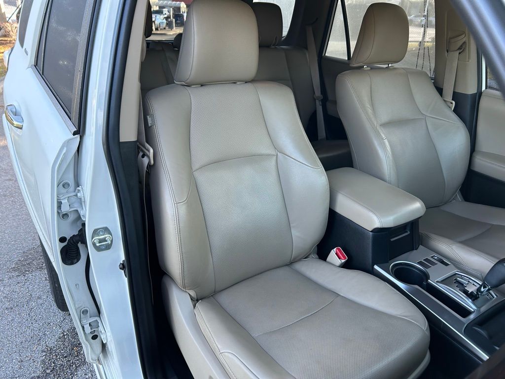 Thumbnail: 2022 Toyota 4Runner - 15