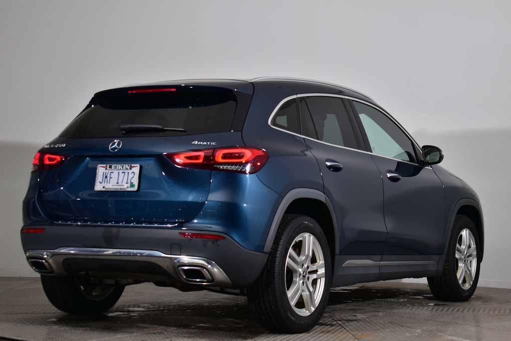 2021 Mercedes-Benz GLA 250 4MATIC 5