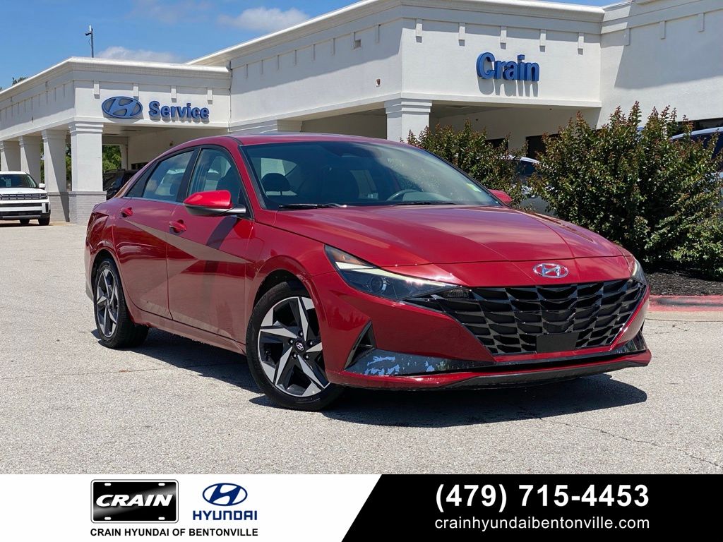 Scarlet Red 2022 Hyundai Elantra Sedan Front-Wheel Drive Continuously Variable Transmission