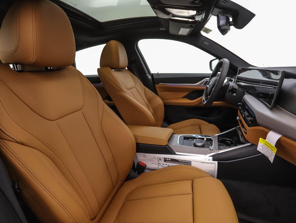 Thumbnail: 2026 BMW i4 - 31