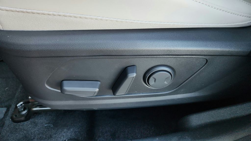 2025 Hyundai Tucson Hybrid