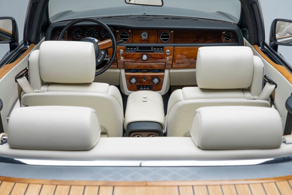 2010 Rolls-Royce Phantom Drophead Coupe - Thumbnail 3
