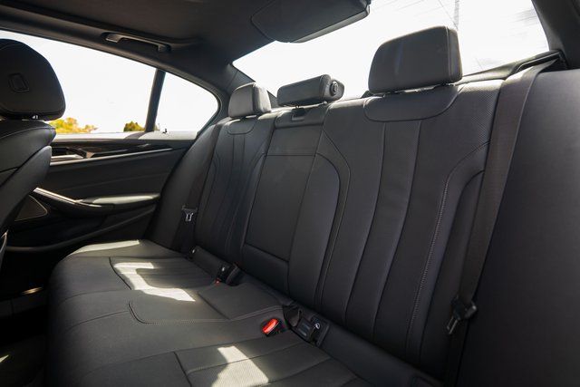 2023 BMW 5 Series 540i - Photo 30