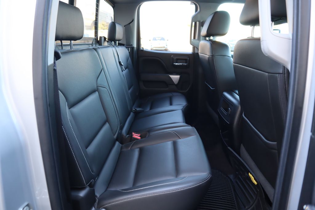 Thumbnail: 2016 Chevrolet Silverado 2500 - 21