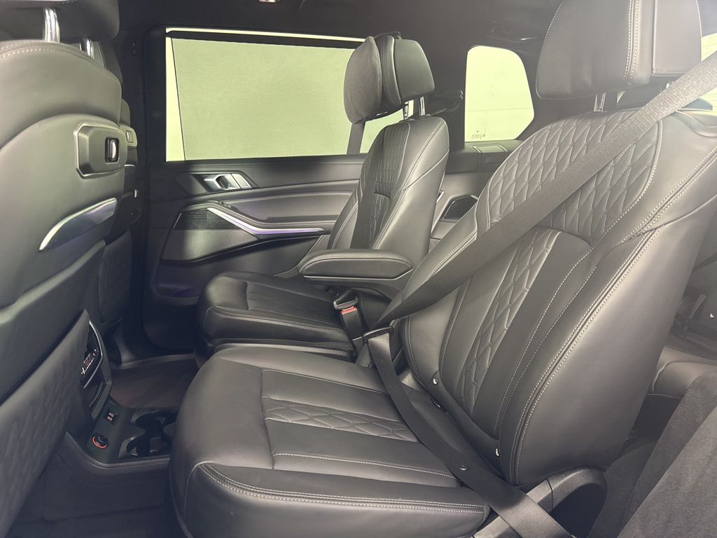 Thumbnail: 2023 BMW X7 - 24