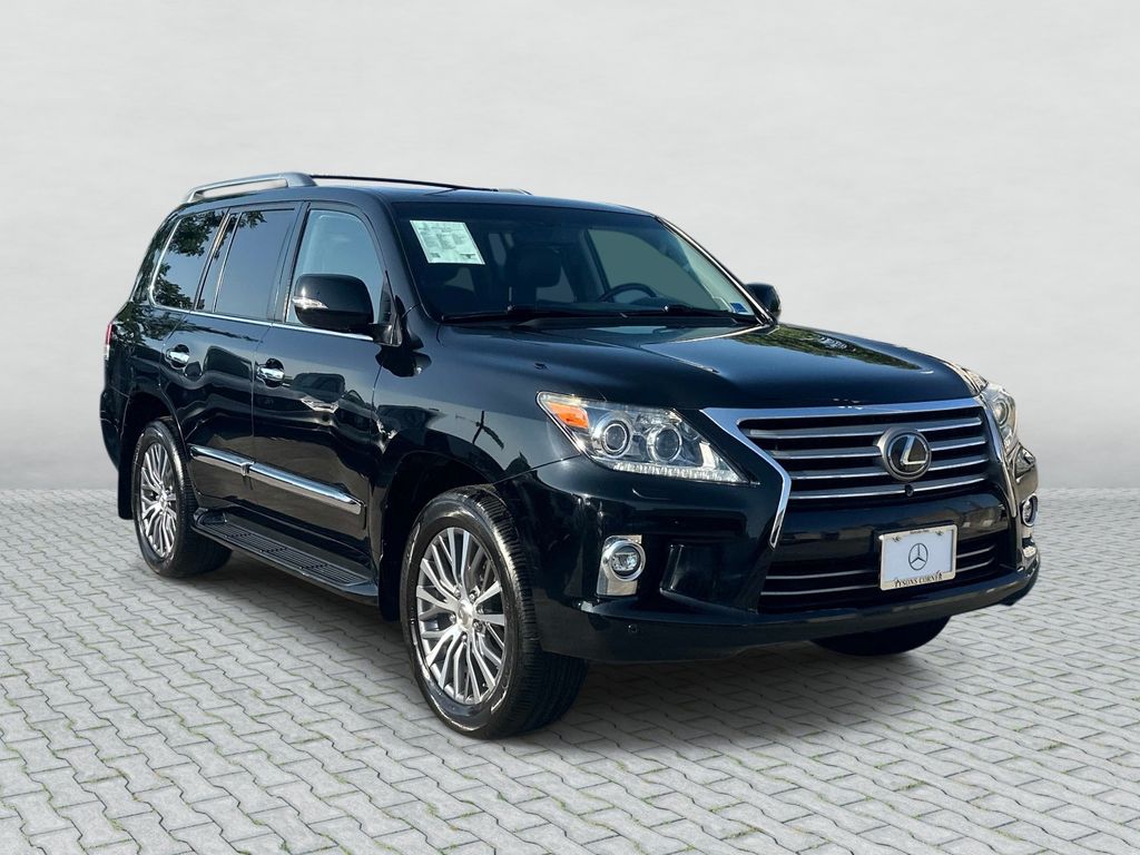 Thumbnail: 2015 Lexus LX - 3
