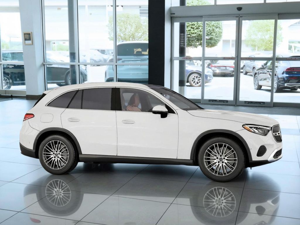 Thumbnail: 2027 Mercedes-Benz GLC - 14