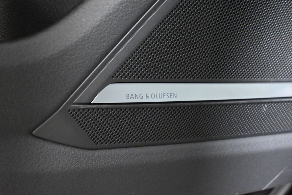2025 Audi A6  26