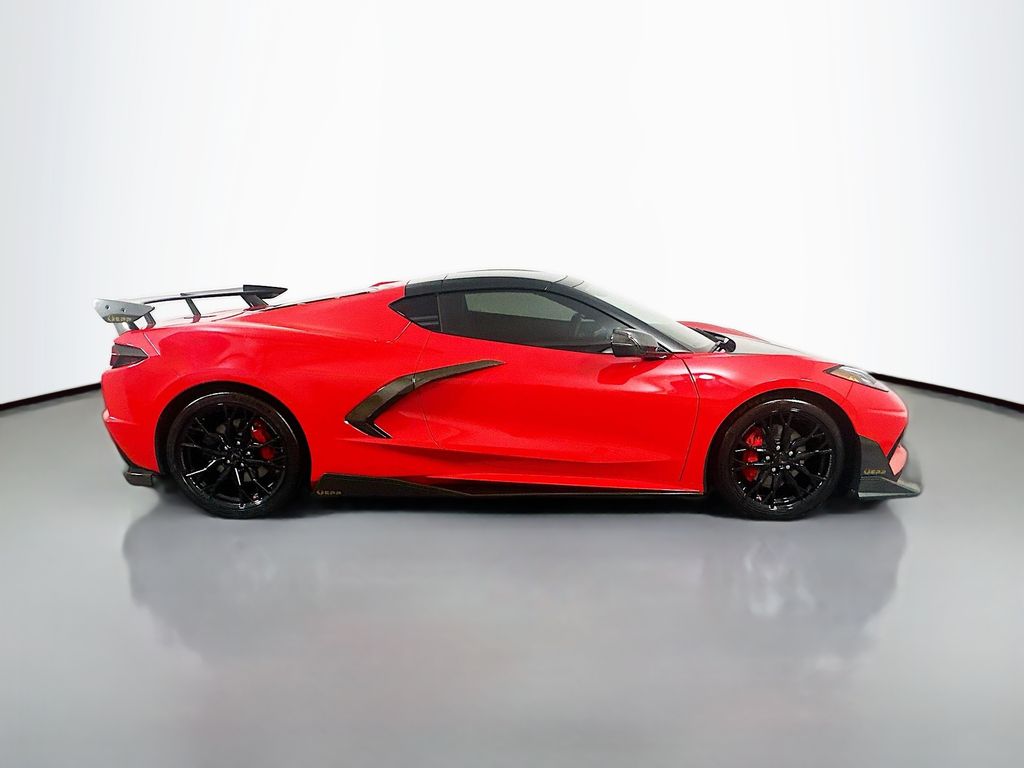 Thumbnail: 2025 Chevrolet Corvette - 4