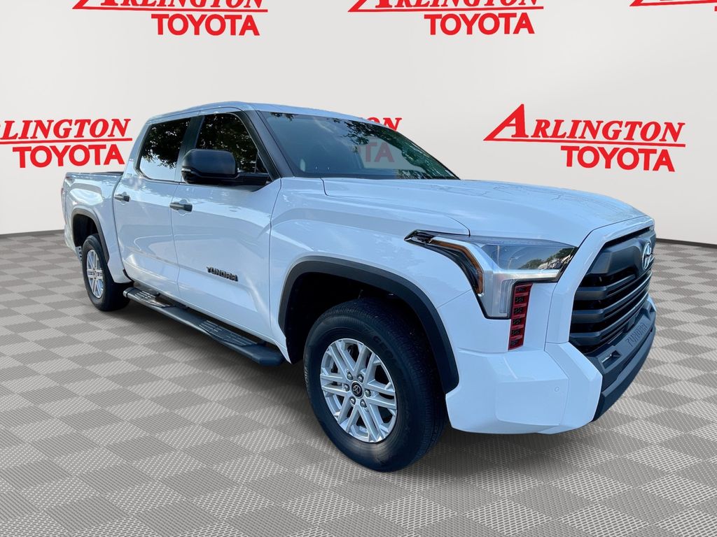 2024 Toyota Tundra SR5's photo