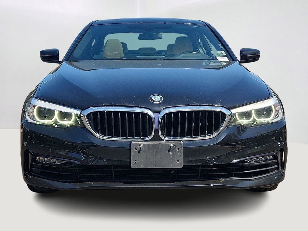 Thumbnail: 2017 BMW 5 Series - 2