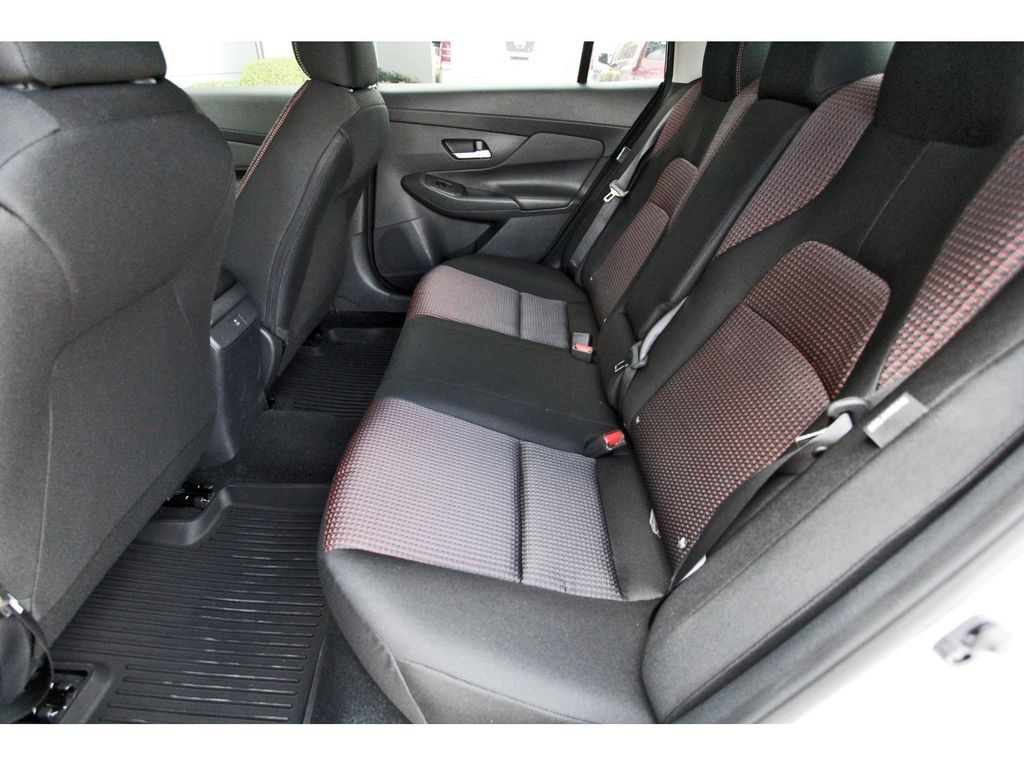 2026 Nissan Sentra SR - 6