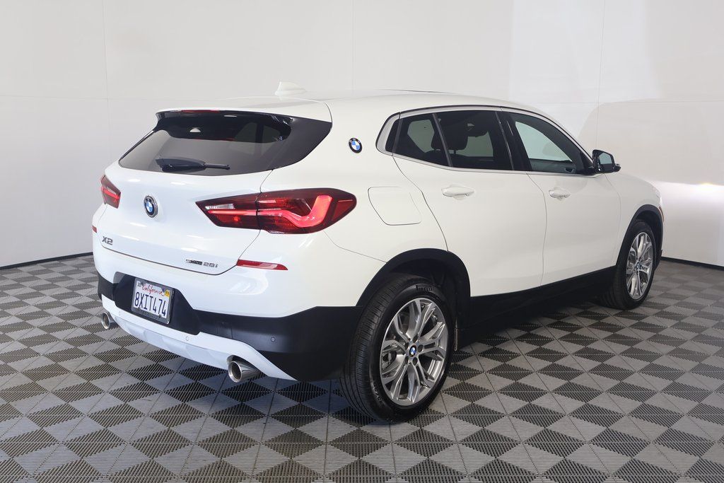 Thumbnail: 2021 BMW X2 - 4