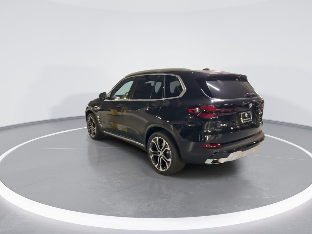 Thumbnail: 2026 BMW X5 - 6