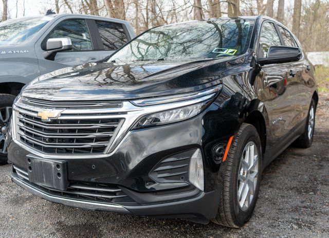 Mosaic Black Metallic 2022 Chevrolet Equinox LT AWD with 1LT SUV / Crossover Four-Wheel Drive 6-Speed Automatic Overdrive