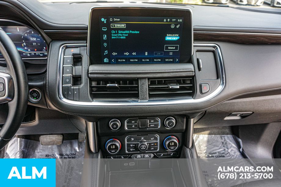 2024 Chevrolet Suburban LT photo 38