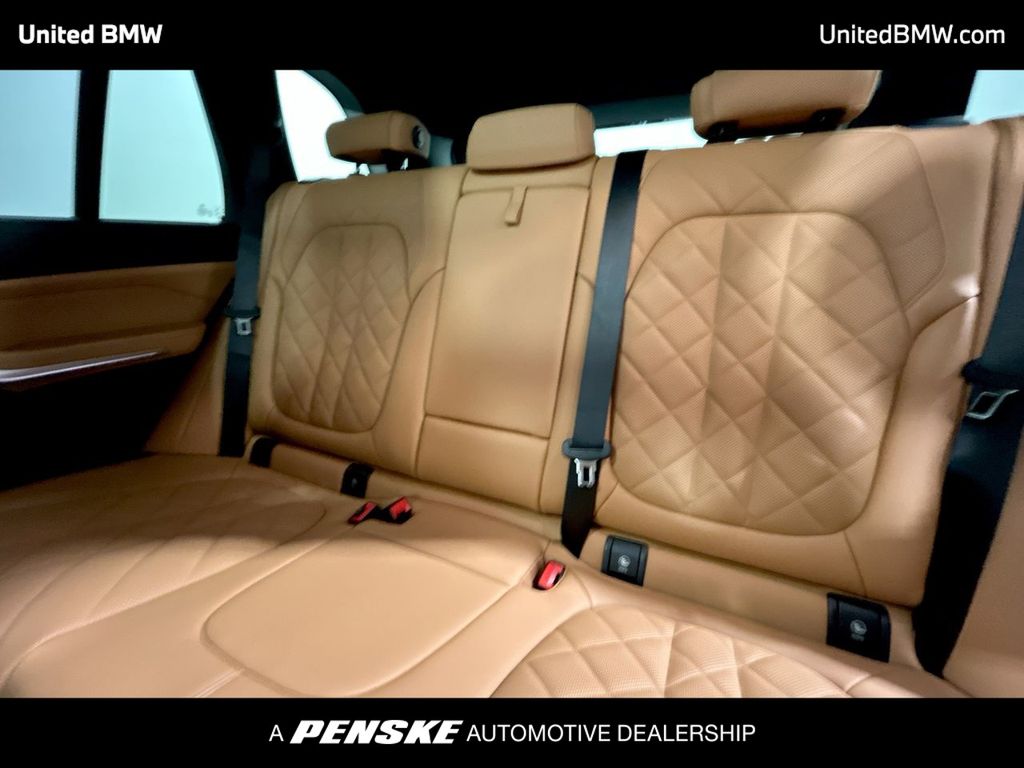 2026 BMW X5 xDrive40i 21