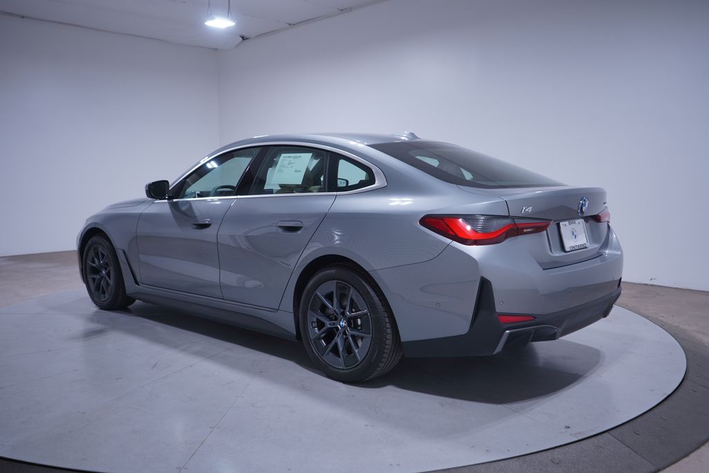 Thumbnail: 2025 BMW i4 - 3