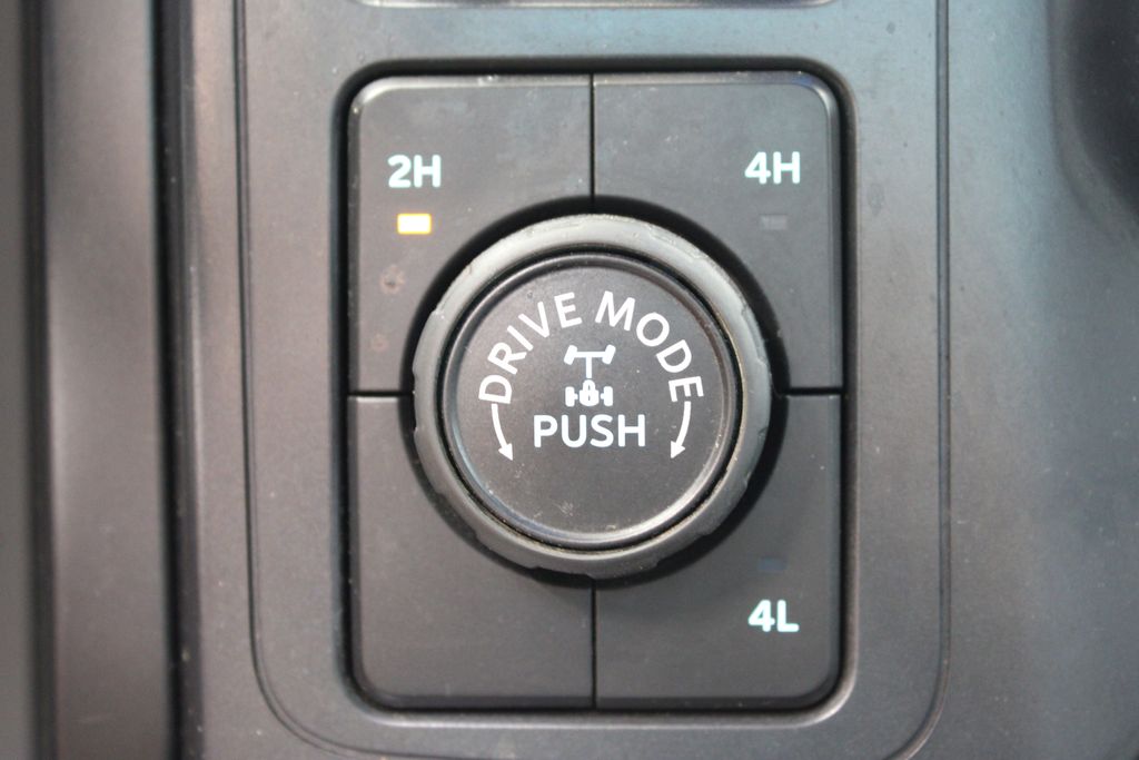used 2021 Ford F-150 car, priced at $31,999
