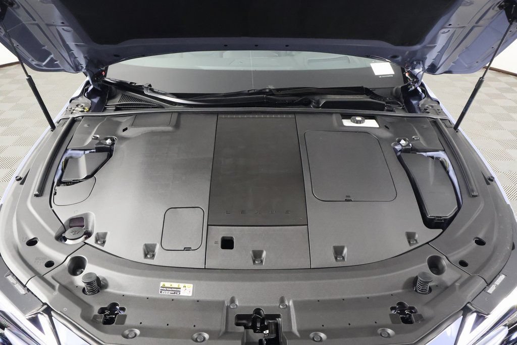 Thumbnail: 2026 Lexus ES - 9