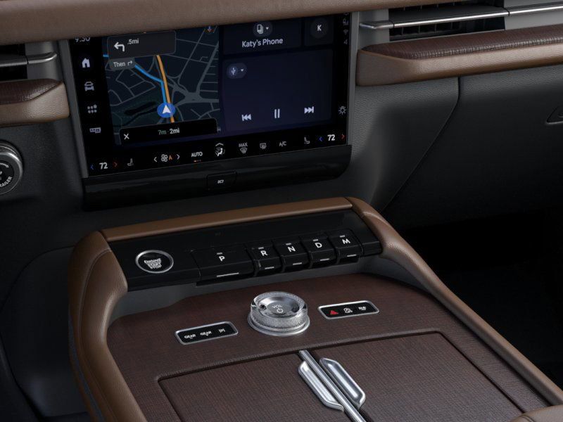 Thumbnail: 2025 Lincoln Navigator L - 15