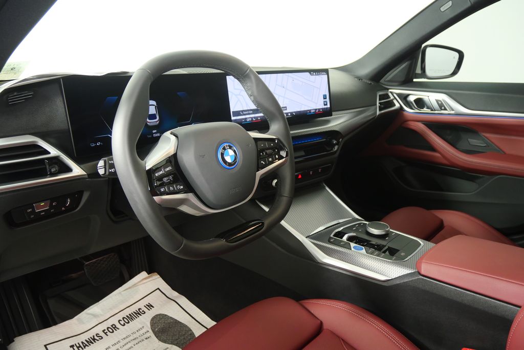 Thumbnail: 2025 BMW i4 - 13