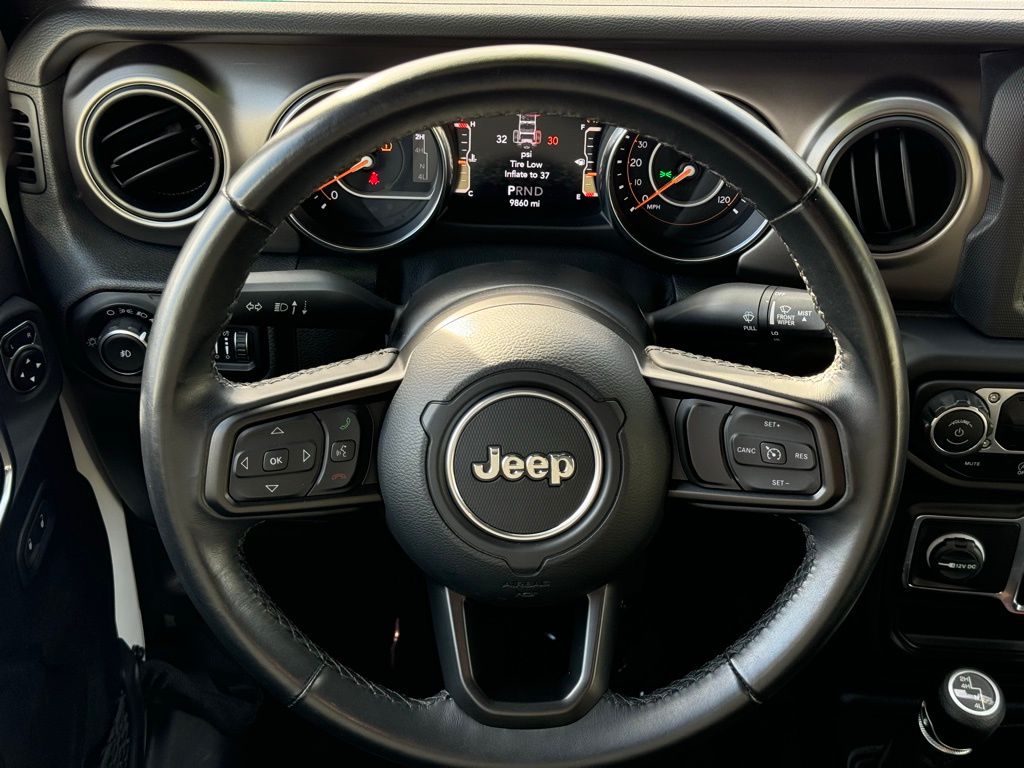 2020 Jeep Wrangler Unlimited Willys 18