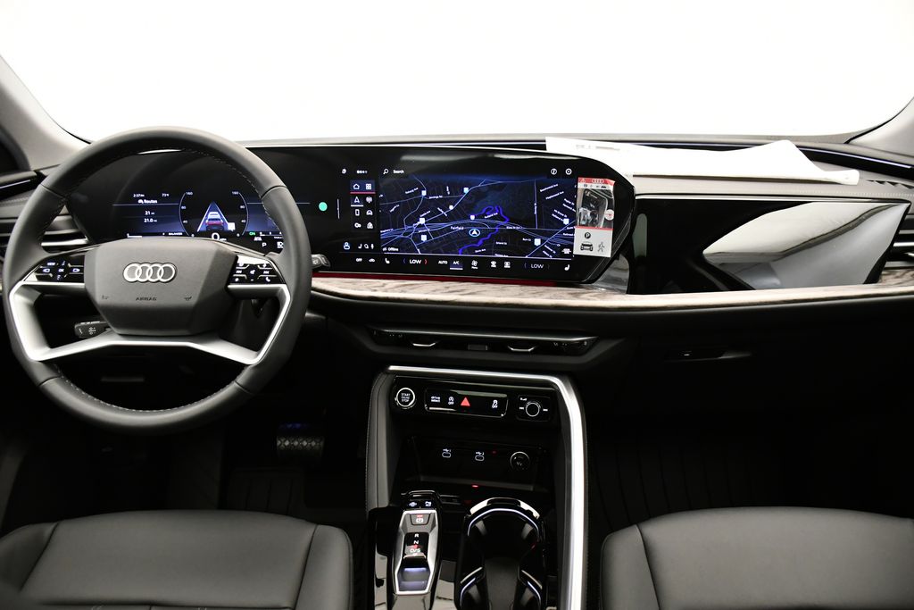 Thumbnail: 2025 Audi Q5 - 20