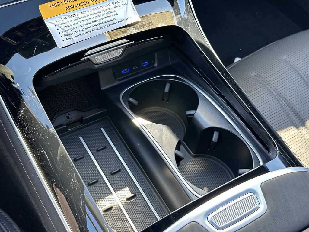 Thumbnail: 2026 Mercedes-Benz S-Class - 10