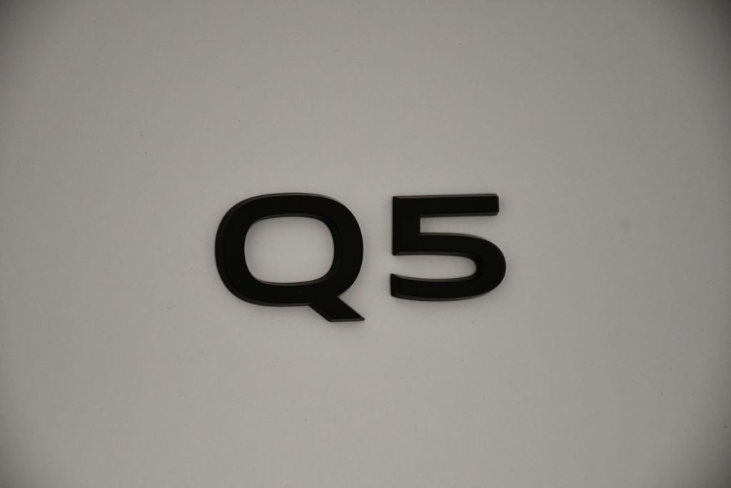 Thumbnail: 2025 Audi Q5 - 9