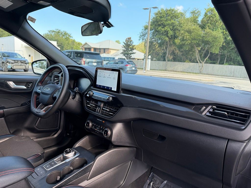 Used 2025 Ford Escape SUV