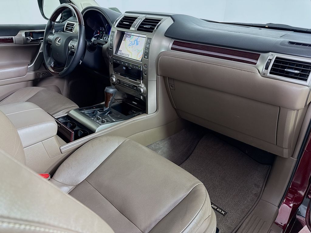 Thumbnail: 2018 Lexus GX - 30