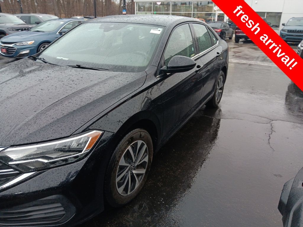 Black 2024 Volkswagen Jetta S FWD Sedan Front-Wheel Drive 8-Speed Automatic