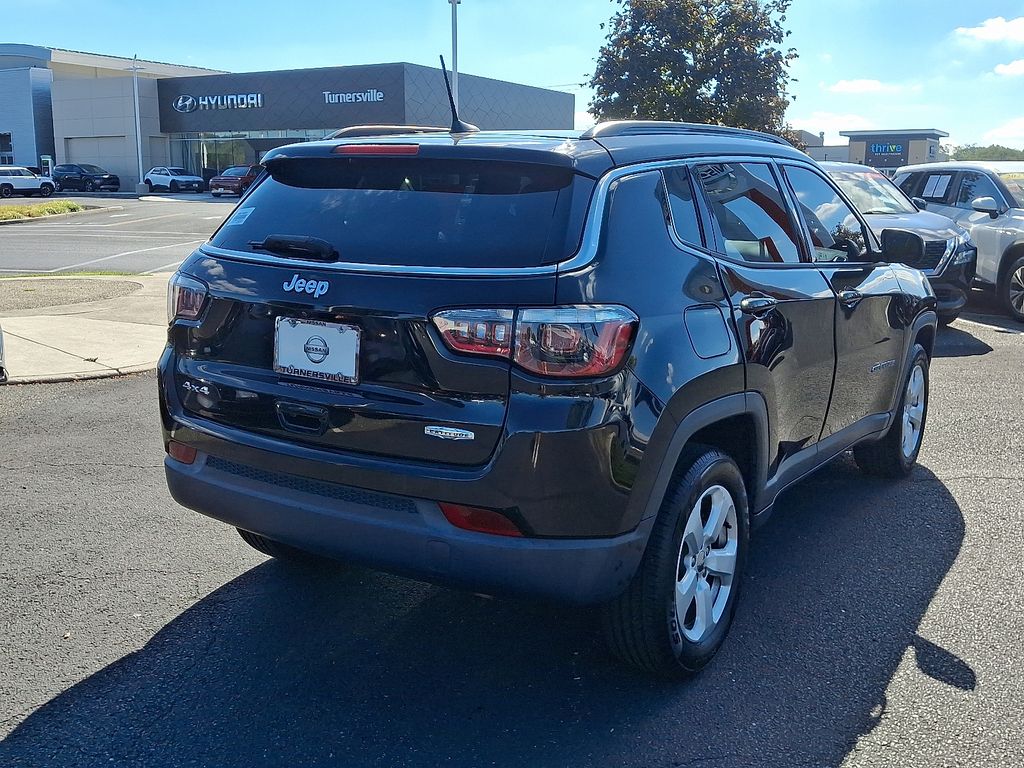 Thumbnail: 2019 Jeep Compass - 6