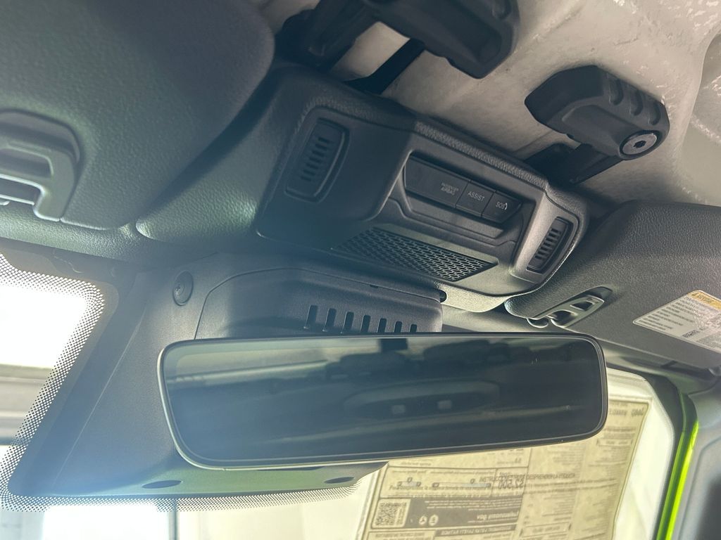 New 2026 Mojito Clearcoat Jeep Sahara image 18