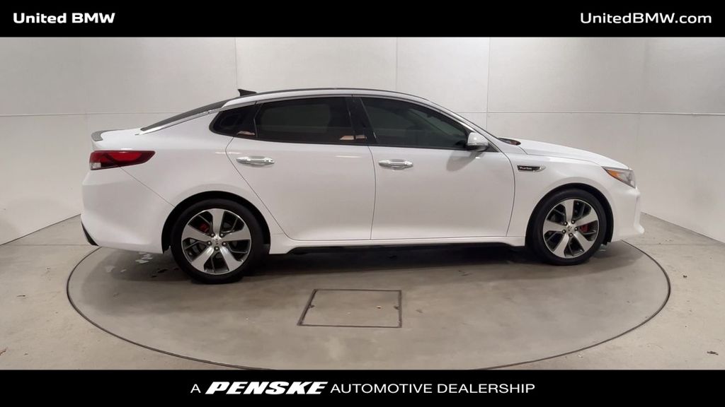 2018 Kia Optima SX 9