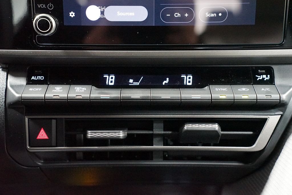 Thumbnail: 2026 Toyota Camry - 21