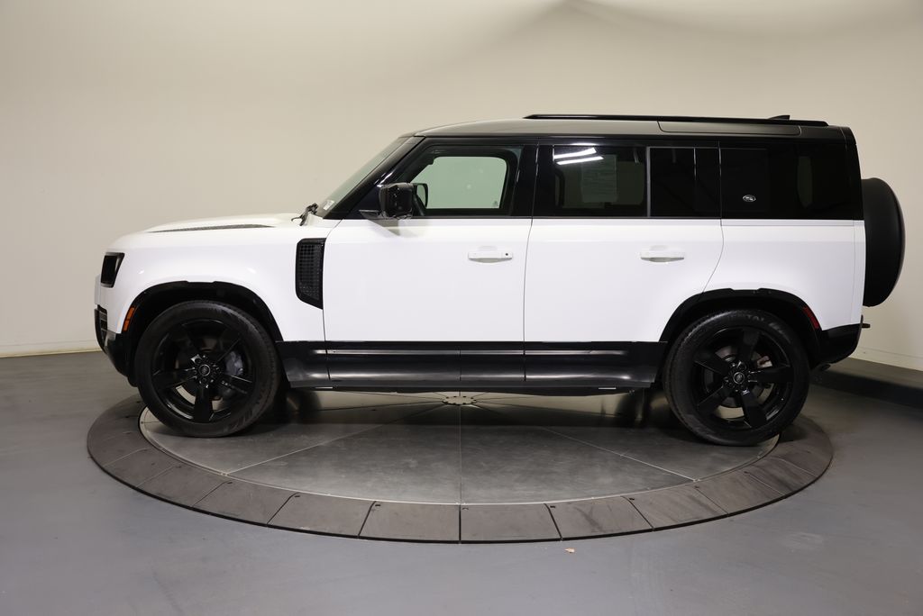 Thumbnail: 2023 Land Rover Defender - 2