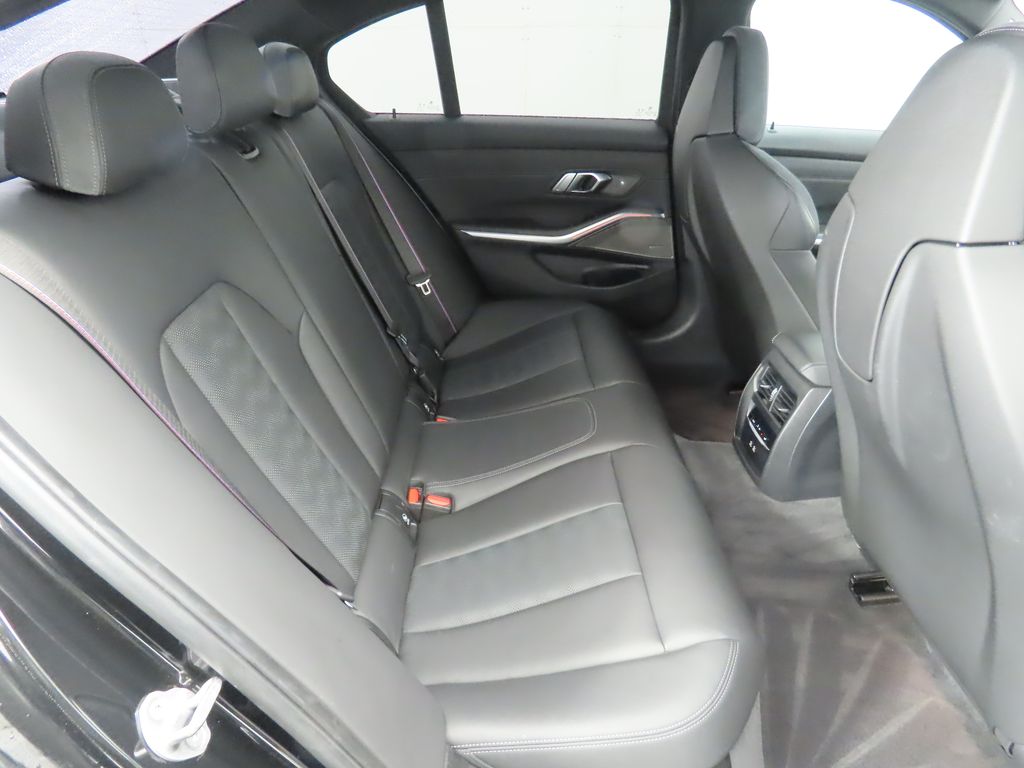 Thumbnail: 2022 BMW M3 - 22