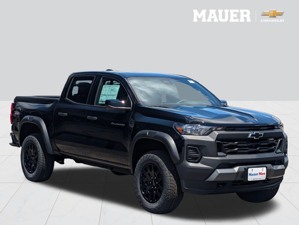 Black 2026 Chevrolet Colorado Pickup Truck Four-Wheel Drive 8-Speed Automatic