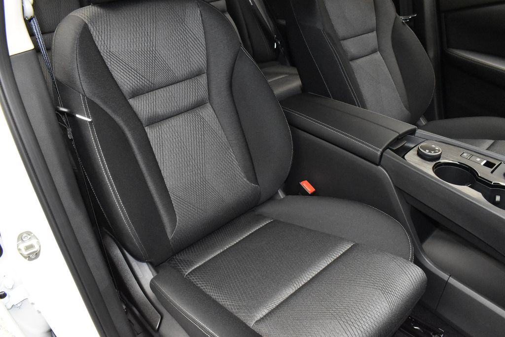 Thumbnail: 2026 Nissan Rogue - 24