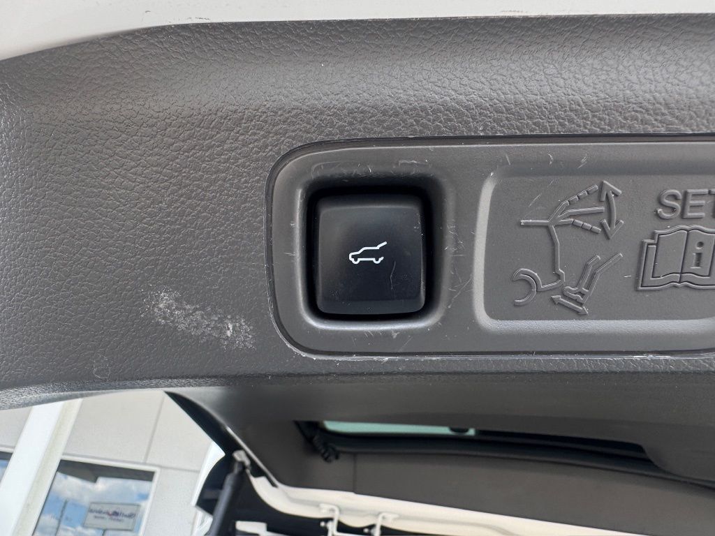2021 Ford Expedition Limited White at Cook Ford