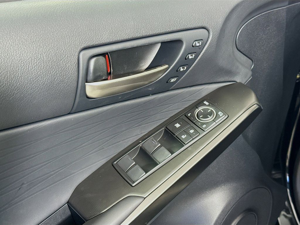 Thumbnail: 2025 Lexus IS - 20