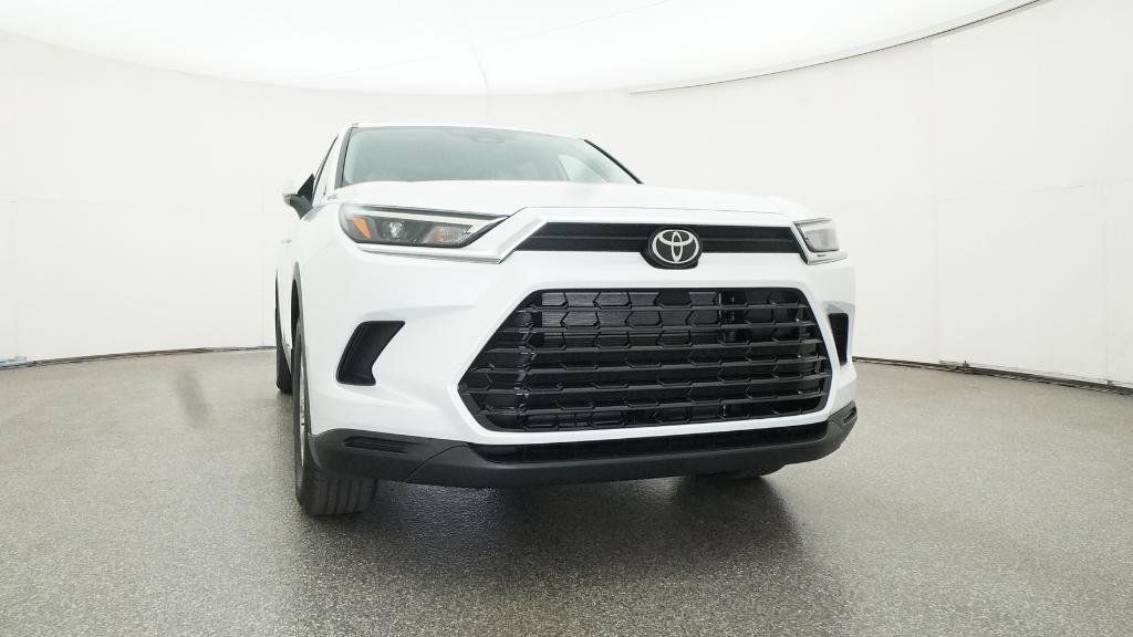 Thumbnail: 2026 Toyota Grand Highlander - 17