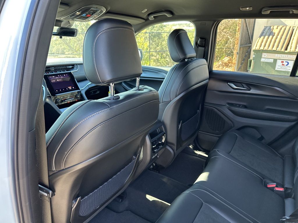 New Car 2025 Jeep Grand Cherokee  For Sale Under $50,000 In Austin, Texas