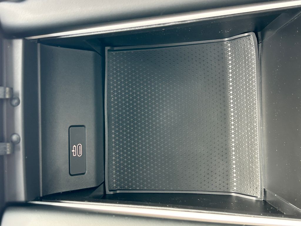 Thumbnail: 2026 BMW X5 - 30